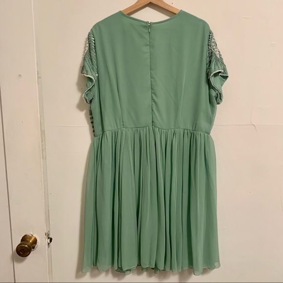 ASOS Curve // Lovedrobe // Bead, Sequin & Pearl Embellished Dress // Size 18 US - Picture 3 of 6